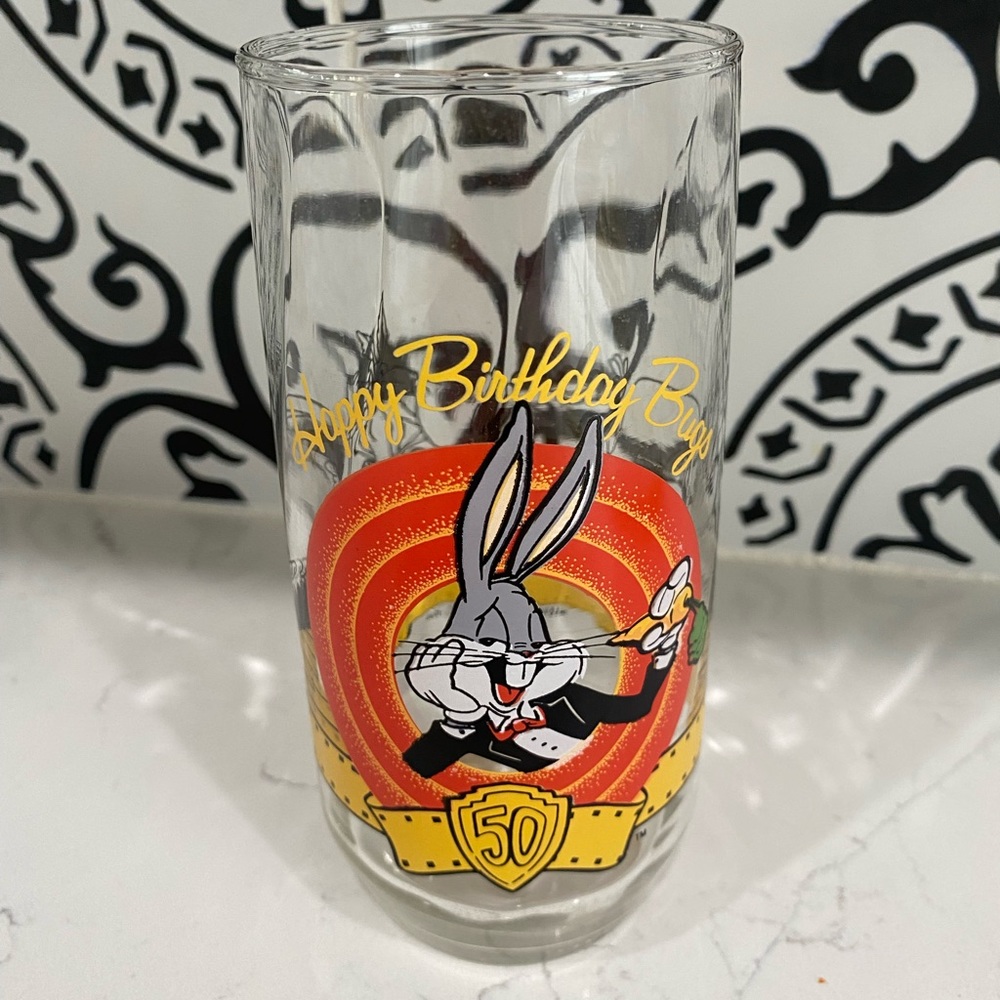 Vintage Happy 50th Birthday Bugs Bunny Warner Bros 1990 Drinking Glass
